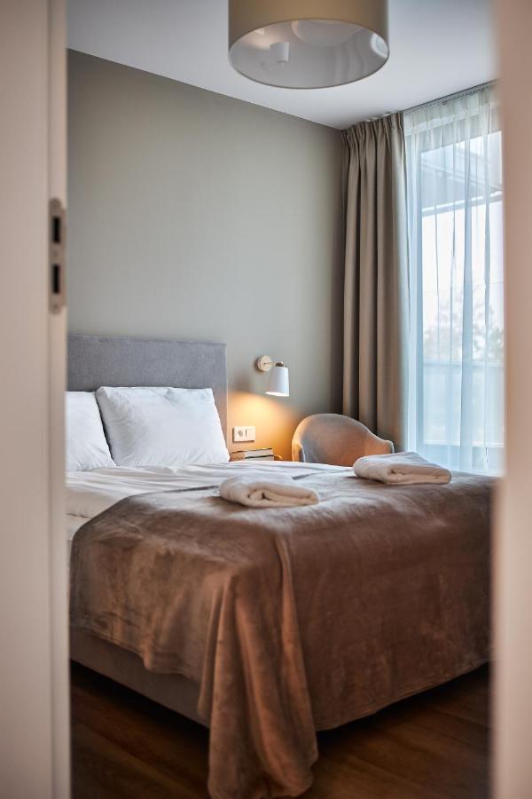 Jantaris Mielno Apartamenty Przy Plazy Екстер'єр фото